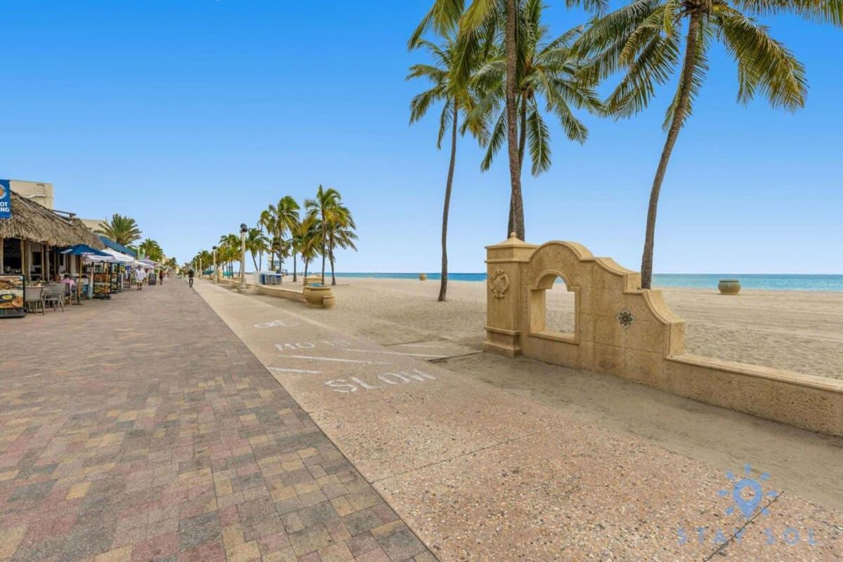 Hollywood Beach Broad - Walk - Amazing Pool - Hot Tub Apartment Exterior photo